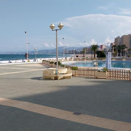Apartamento Pequeno Frente Al Mar Con Piscina 库列拉 外观 照片
