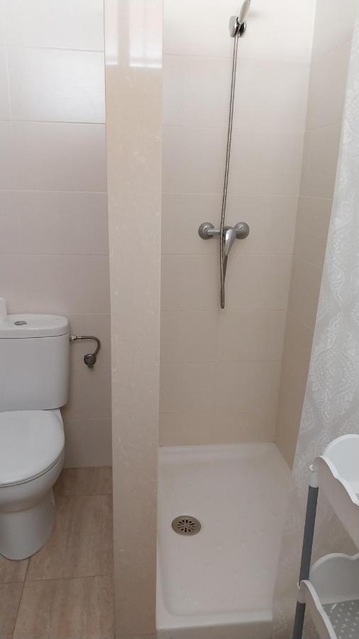 Apartamento Pequeno Frente Al Mar Con Piscina 库列拉 外观 照片